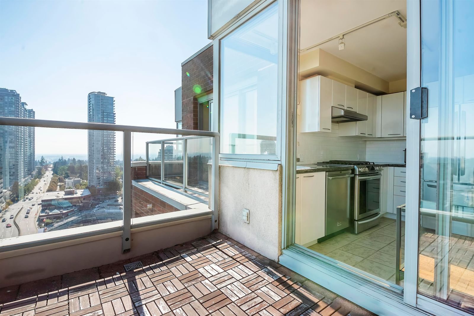 Listing Image 19
