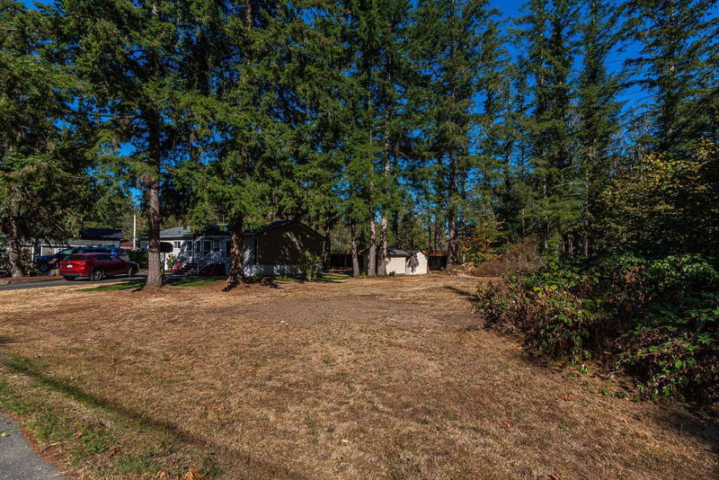 45981 Linzey Road, Cultus Lake, V2R 5A8 | Image 3