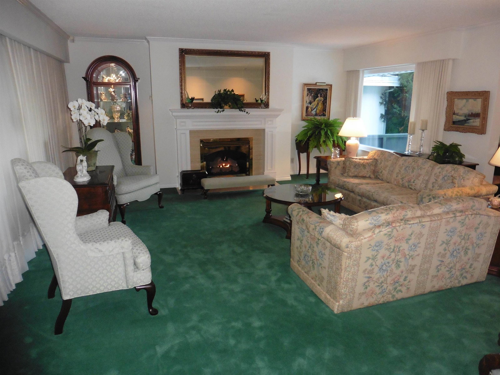 Listing Image 4