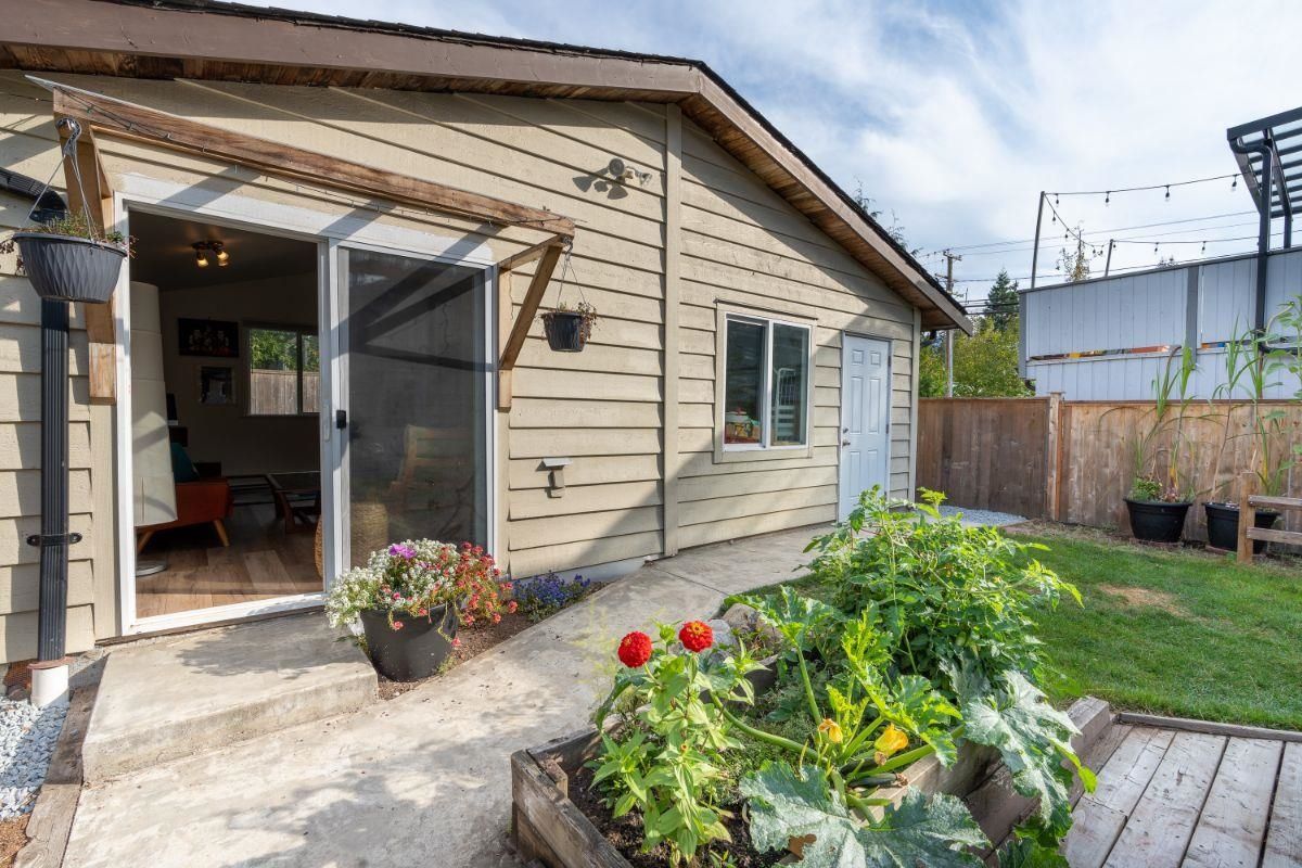 Listing Image 21