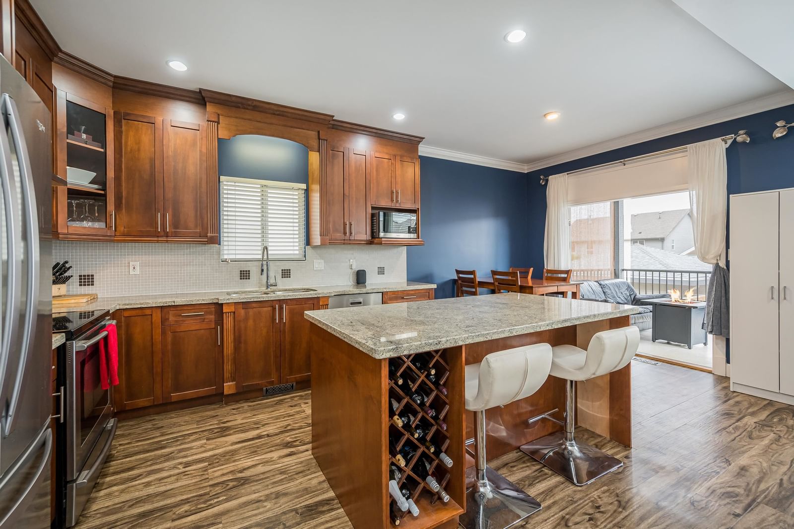 Listing Image 15