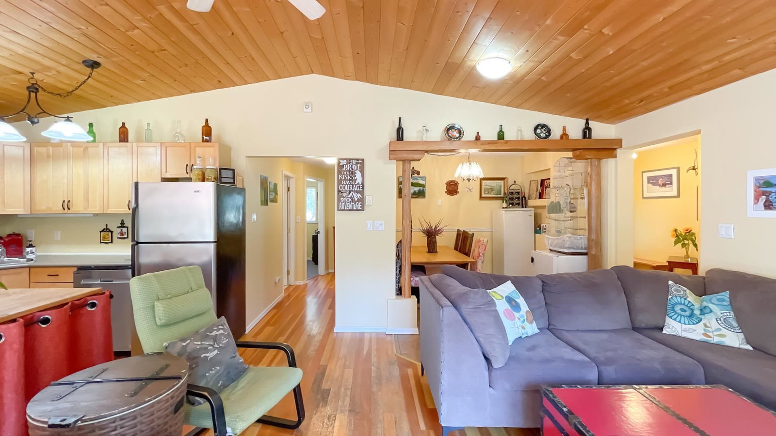 Listing Image 15