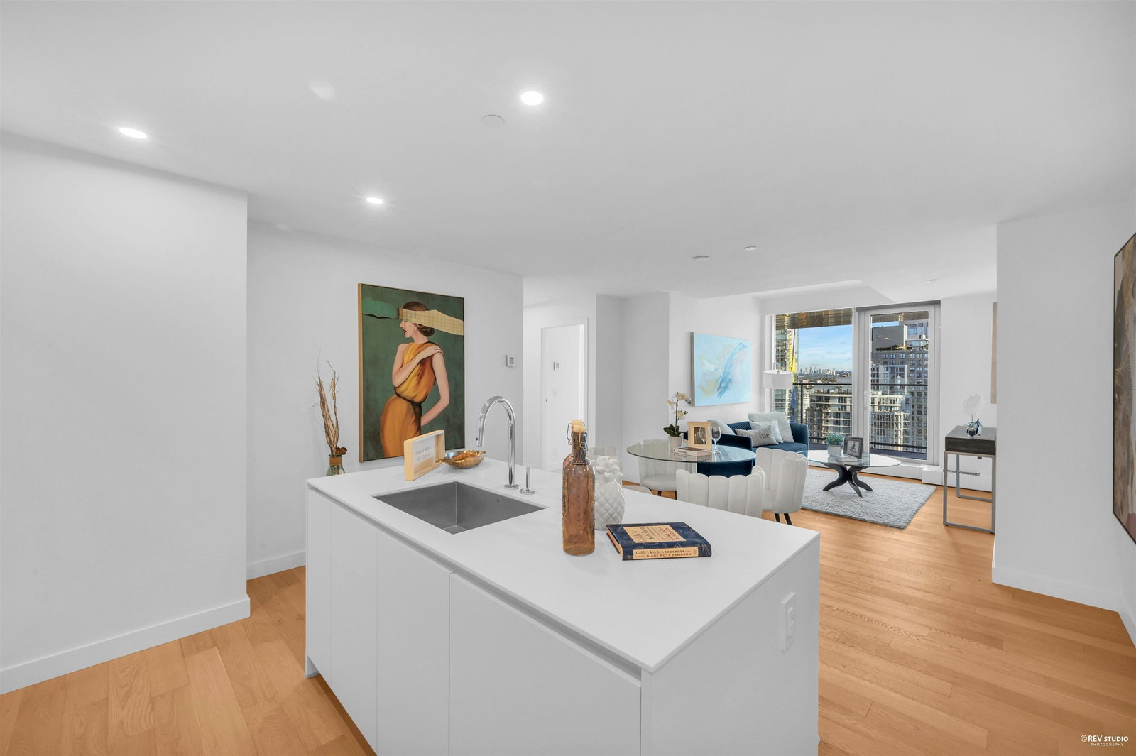 Listing Image 5