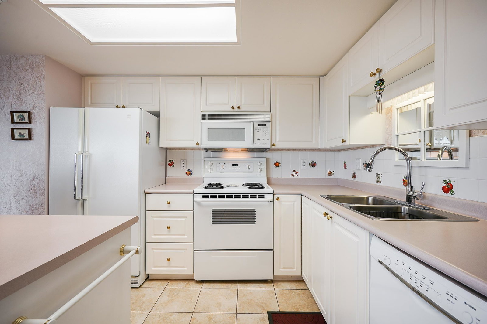 Listing Image 17
