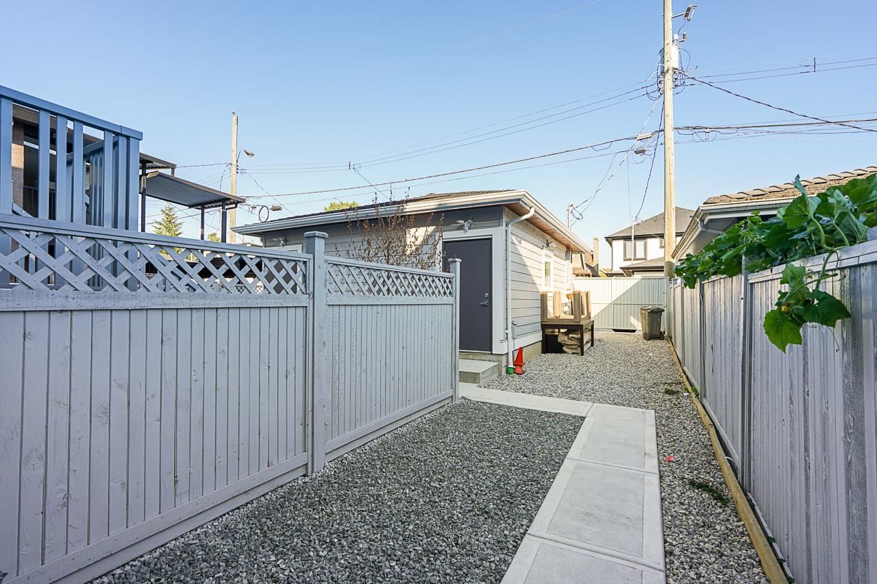 Listing Image 23
