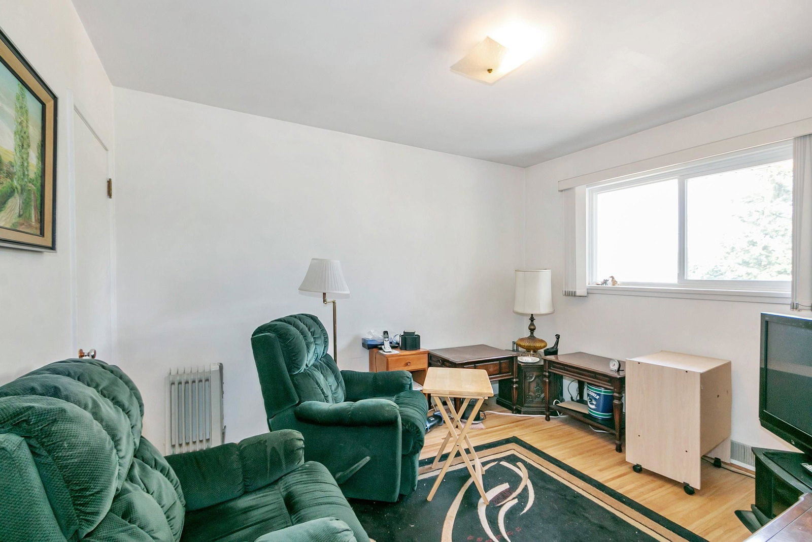 Listing Image 11