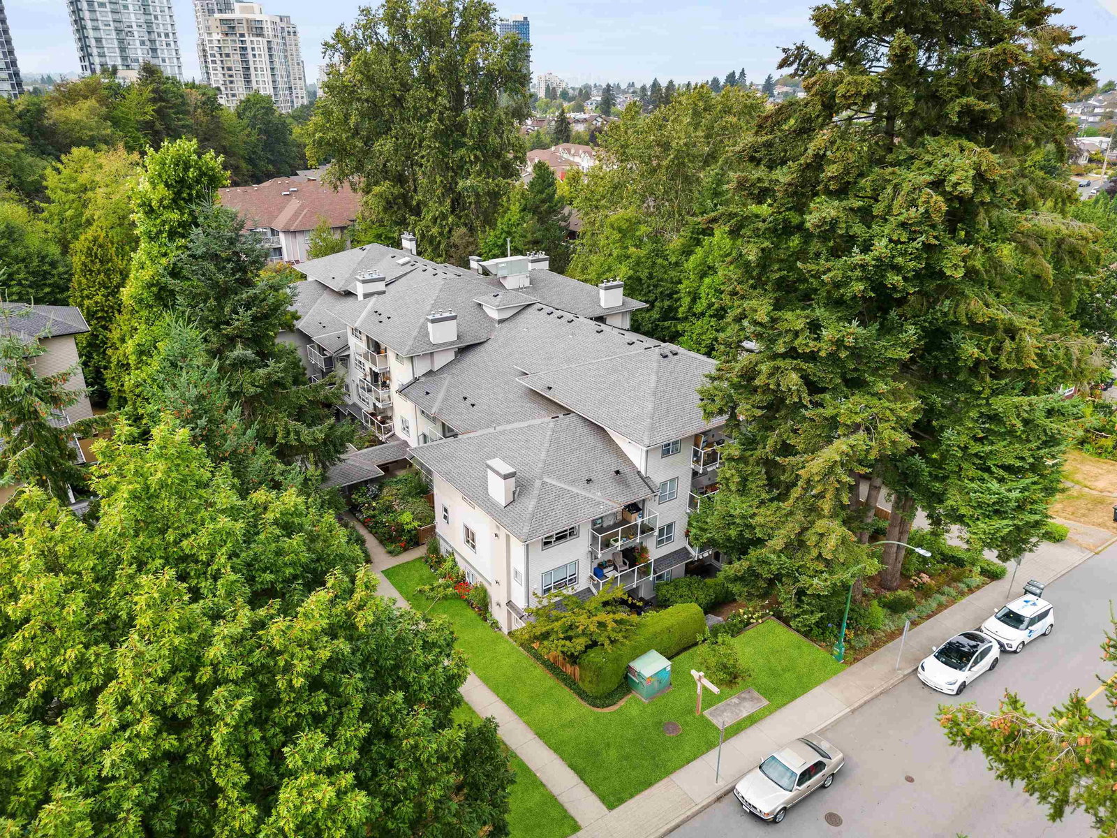 Listing Image 13