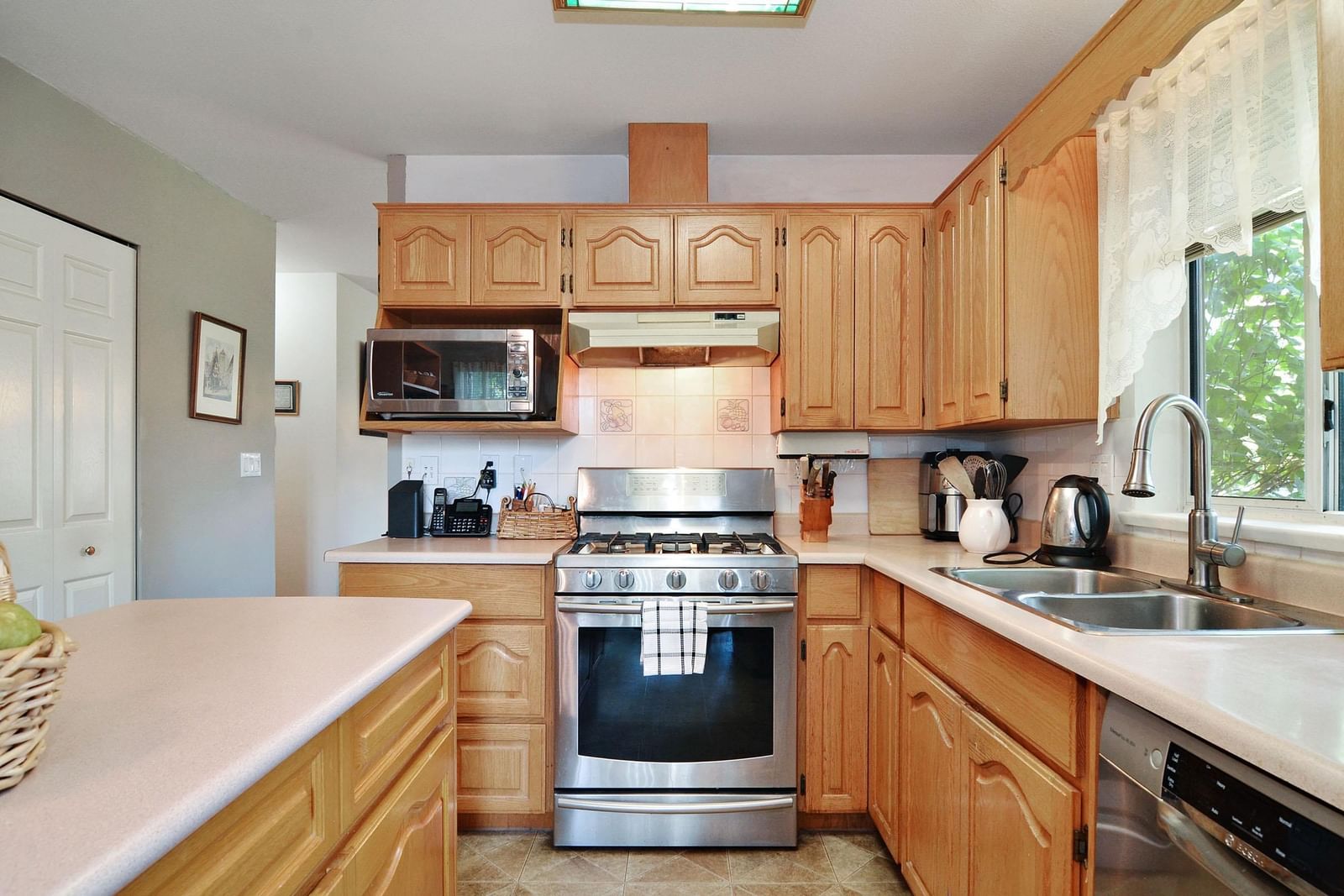 Listing Image 18