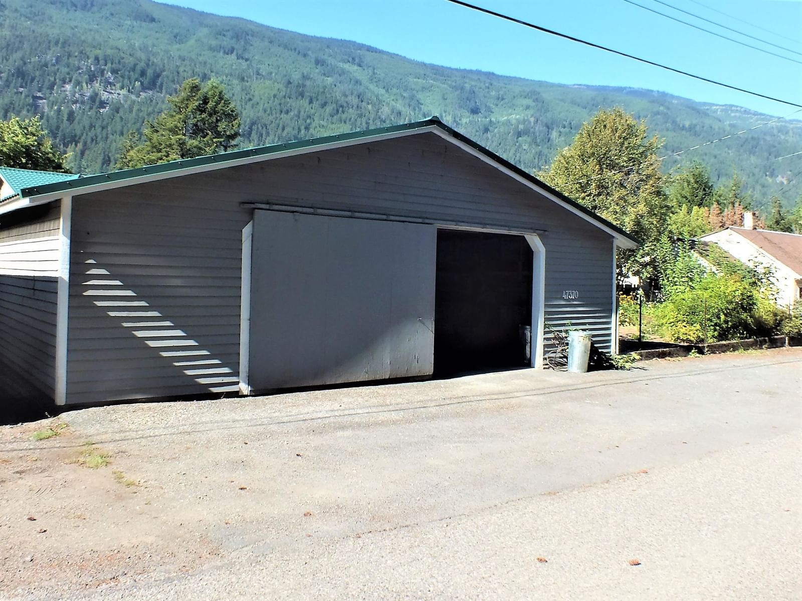 Listing Image 13