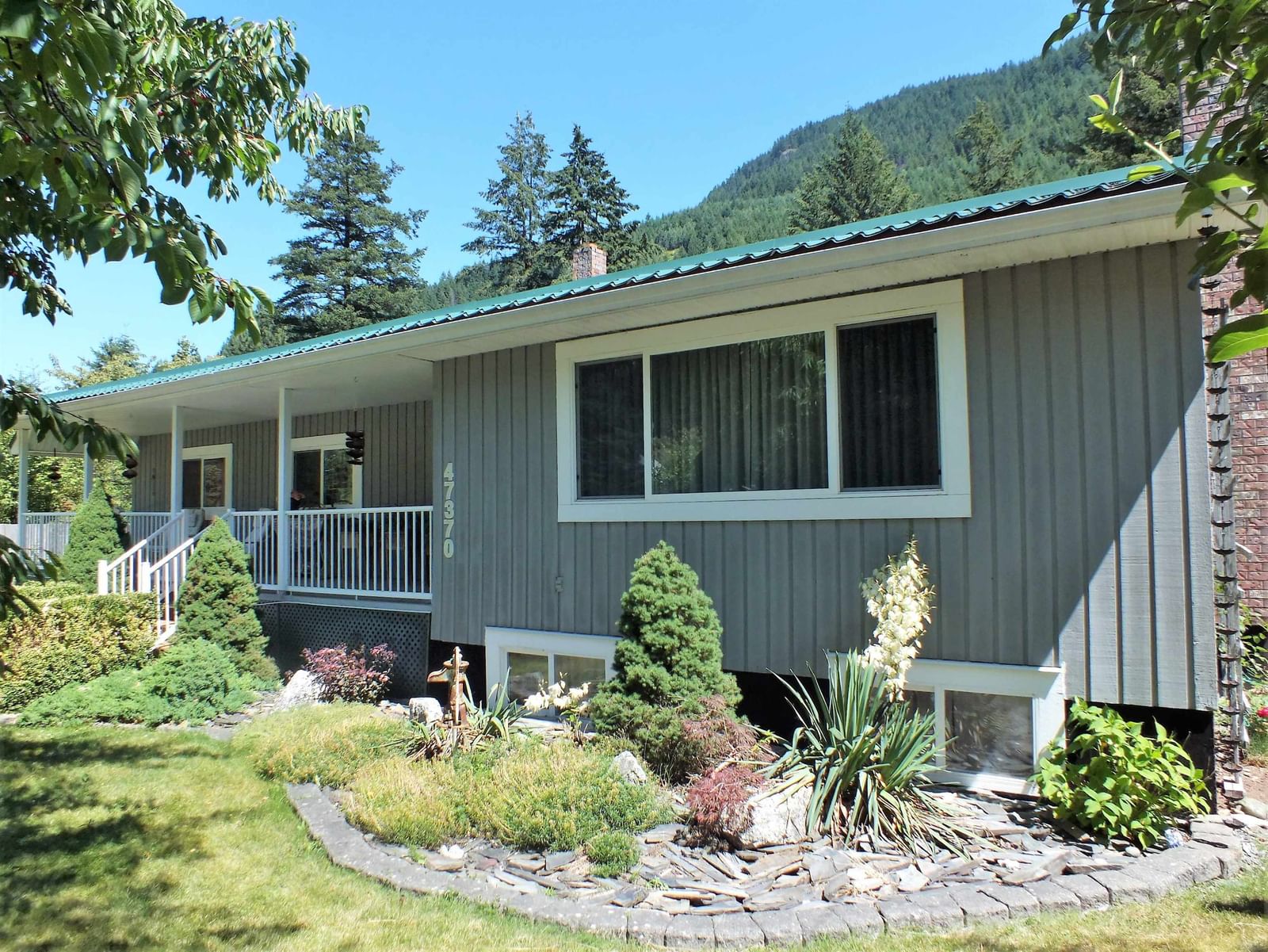 Listing Image 4