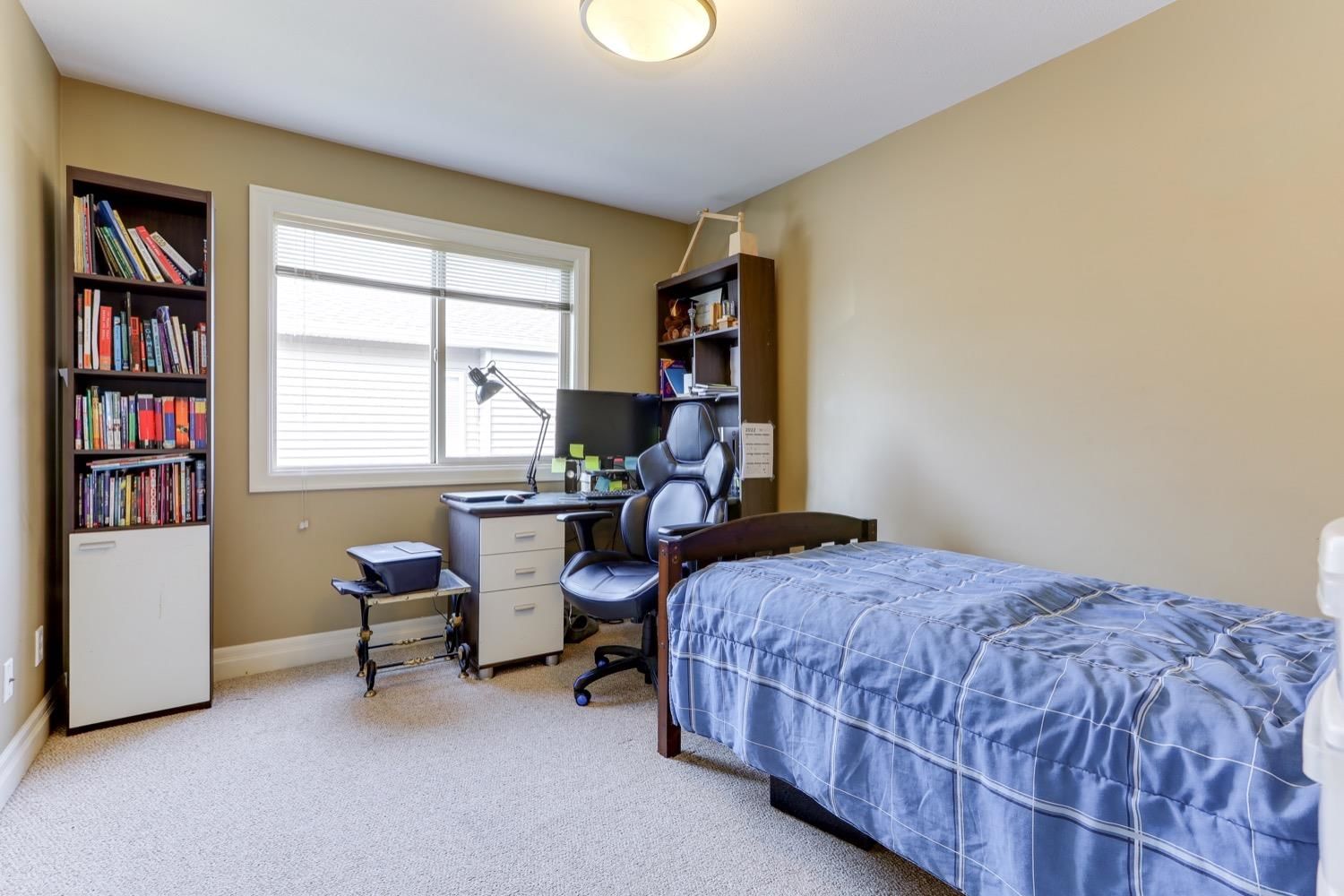 Listing Image 24