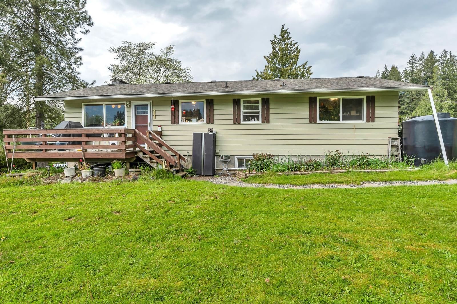Listing Image 9