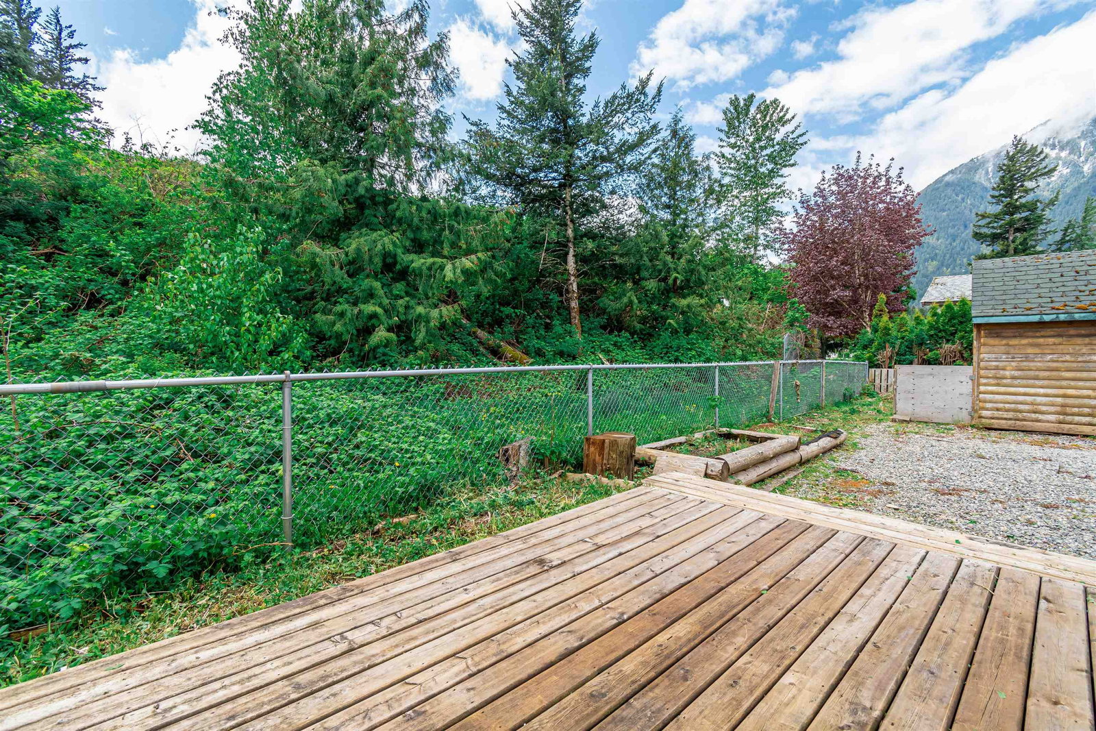 Listing Image 9