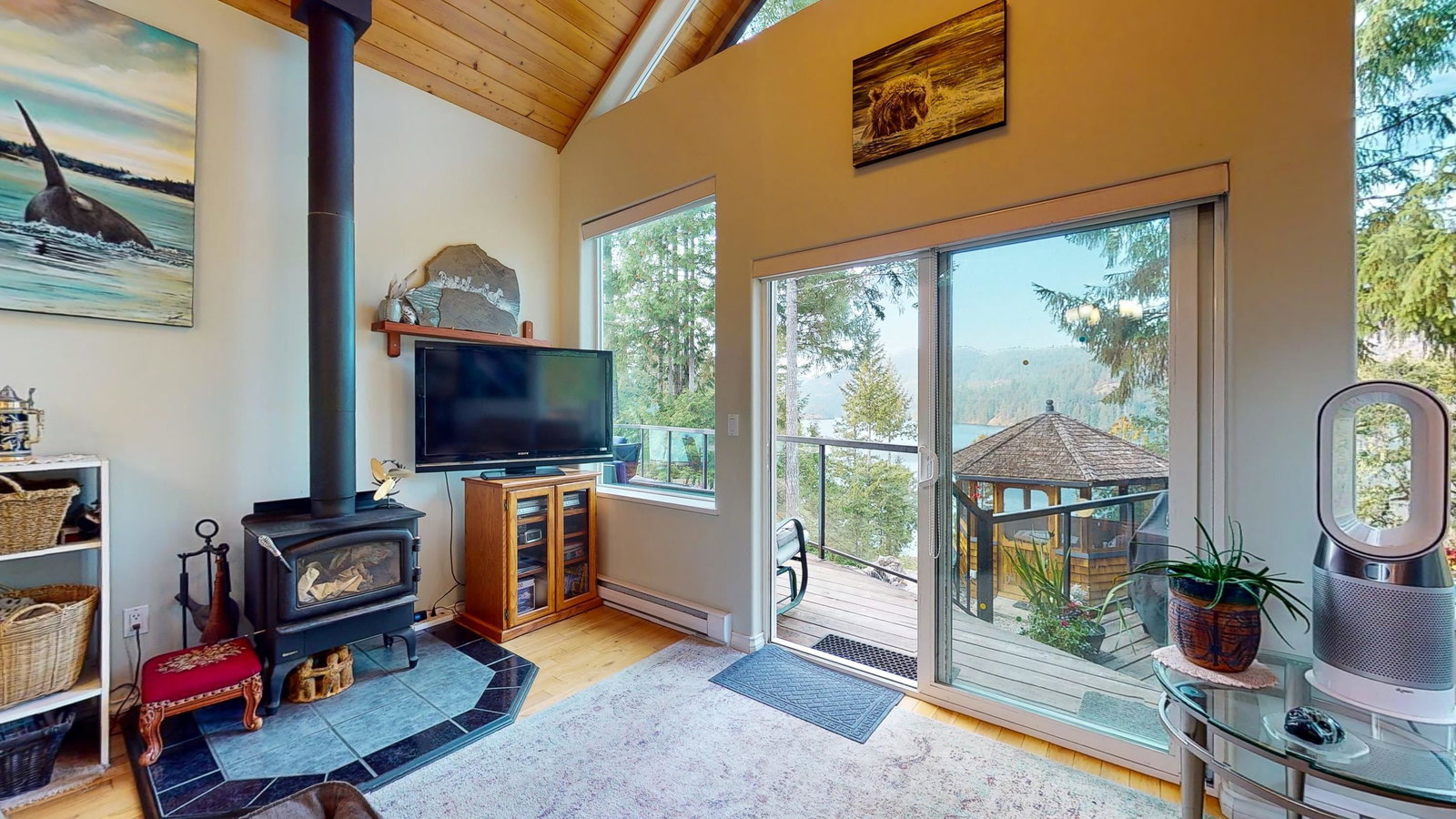 Listing Image 10