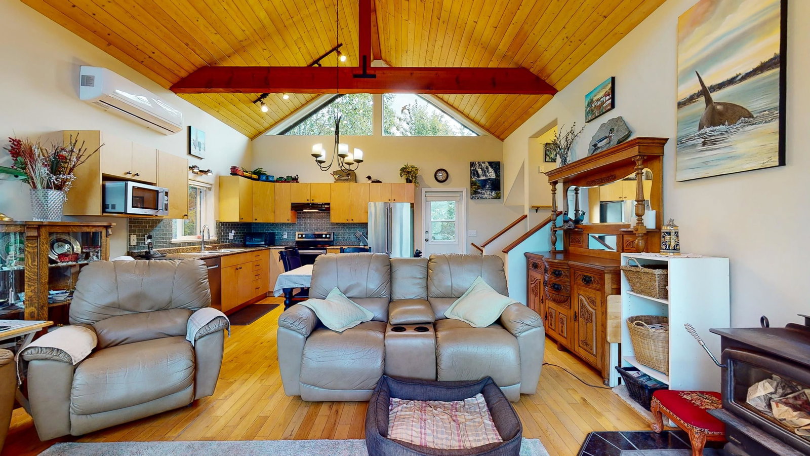Listing Image 12