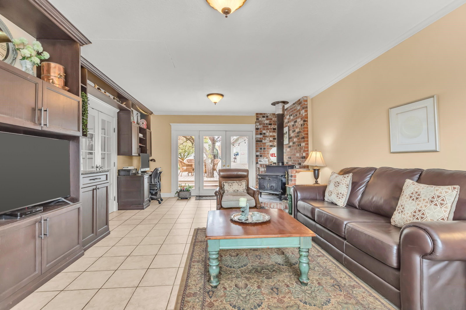 Listing Image 6