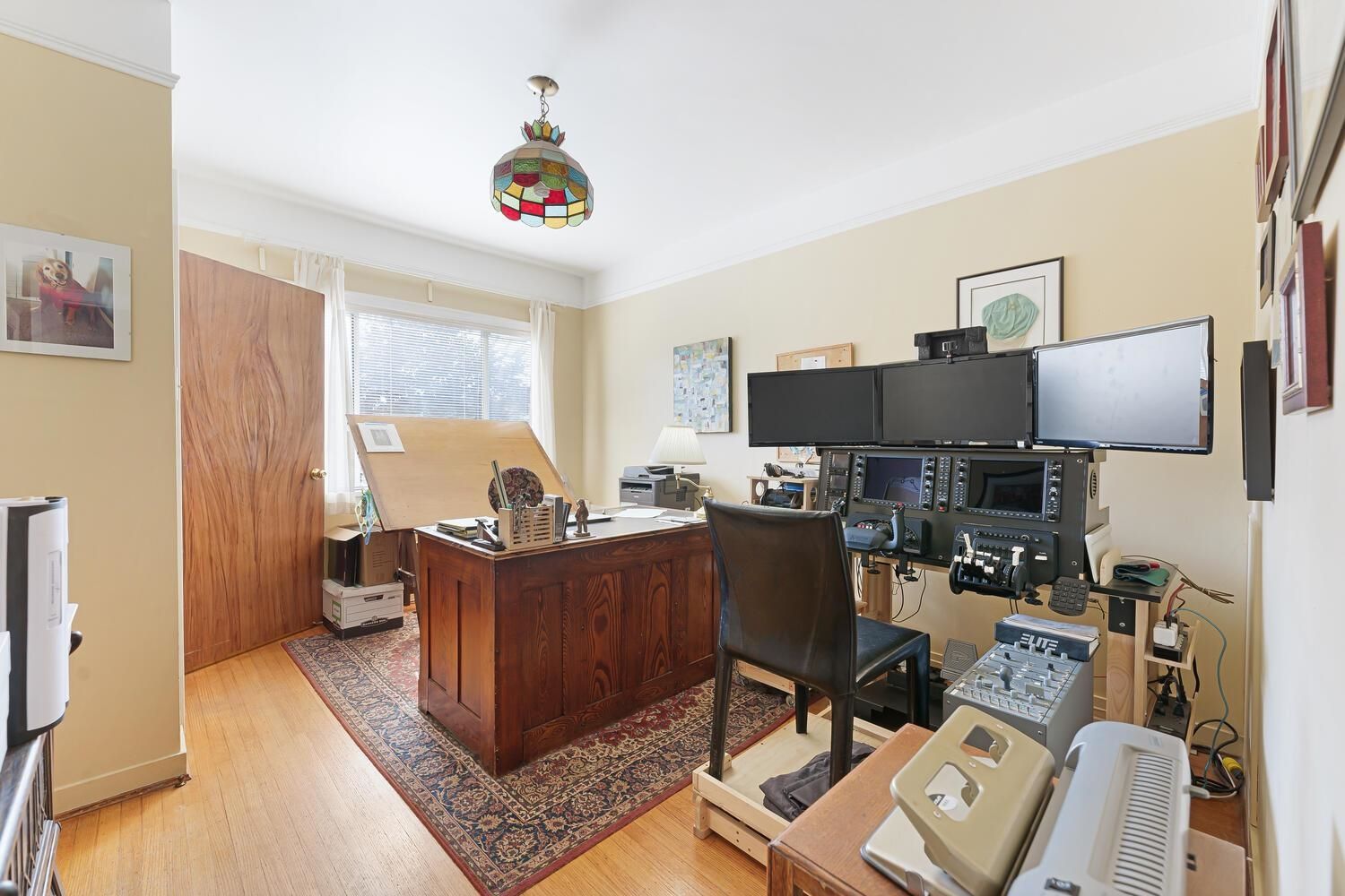 Listing Image 10