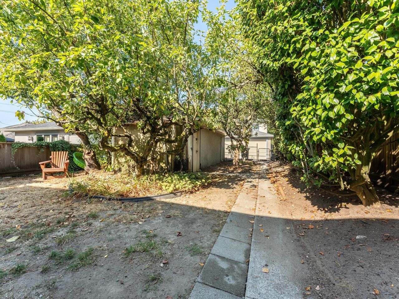 Listing Image 18