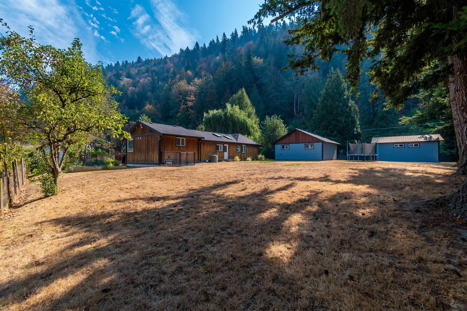 Listing Image 14