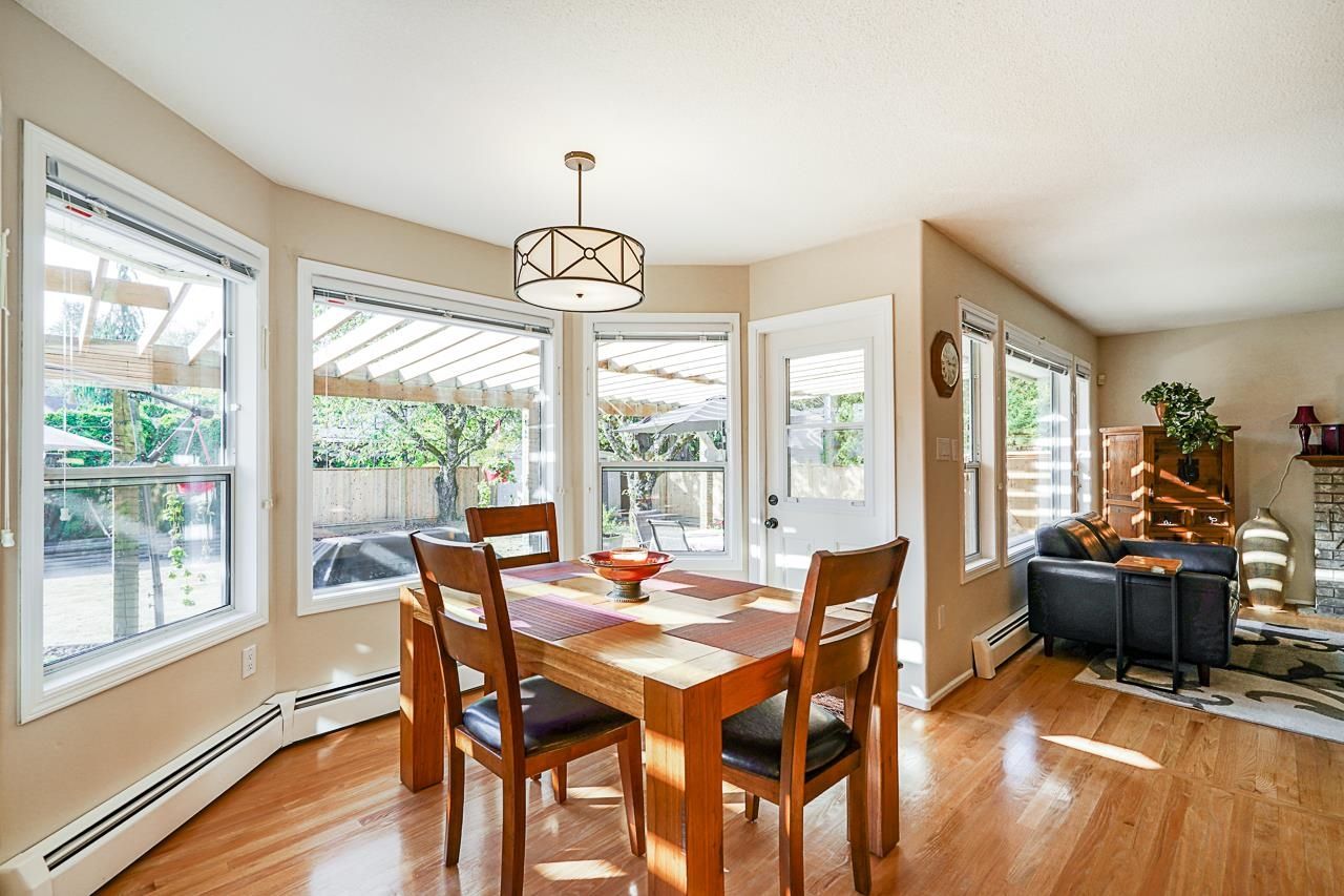 Listing Image 14