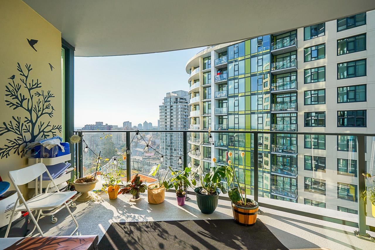 Listing Image 12