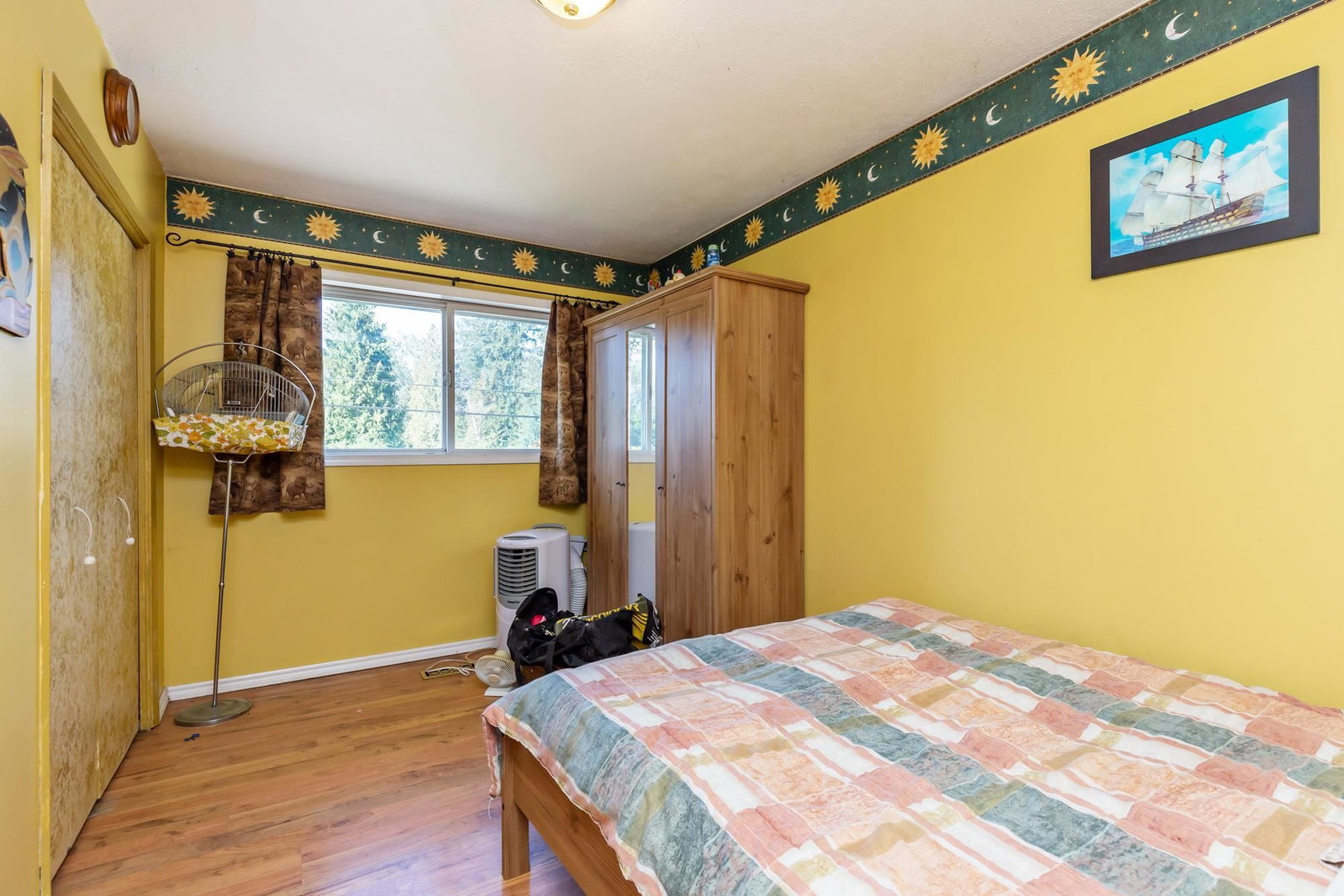 Listing Image 15