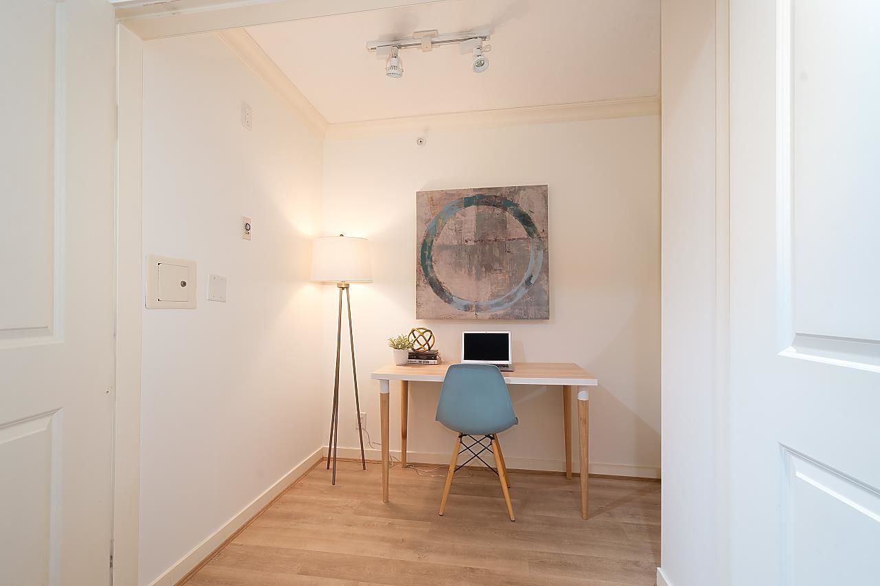 Listing Image 12