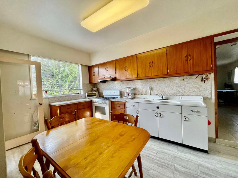 1311 Nanaimo Street, New Westminster, V3M 2G1 | Image 3