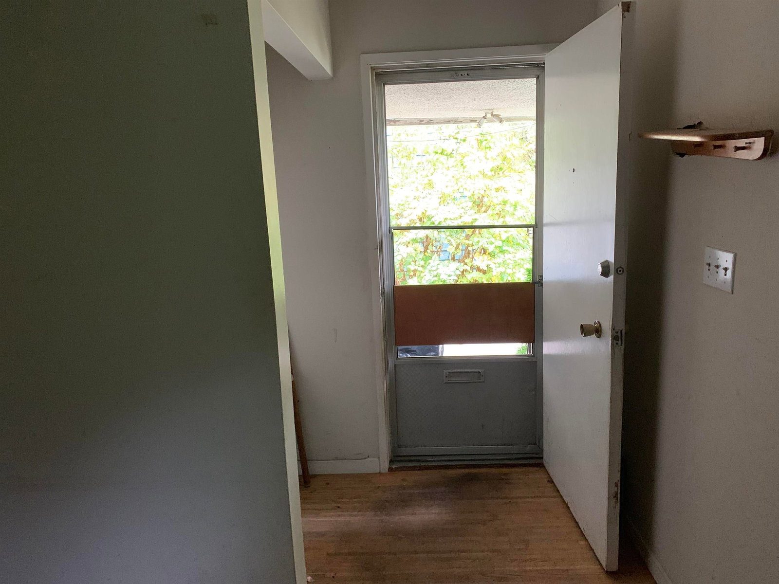 Listing Image 18
