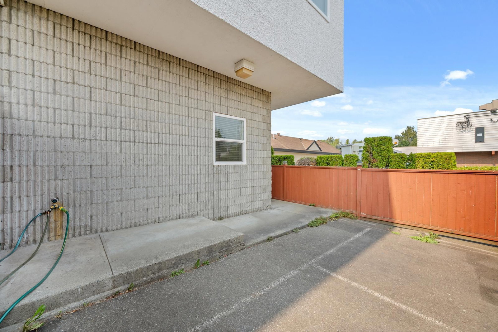 Listing Image 27