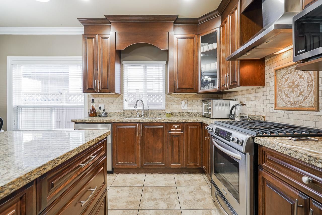 Listing Image 10