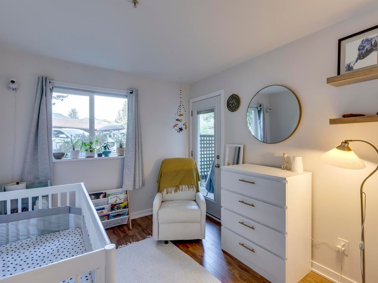 Listing Image 13
