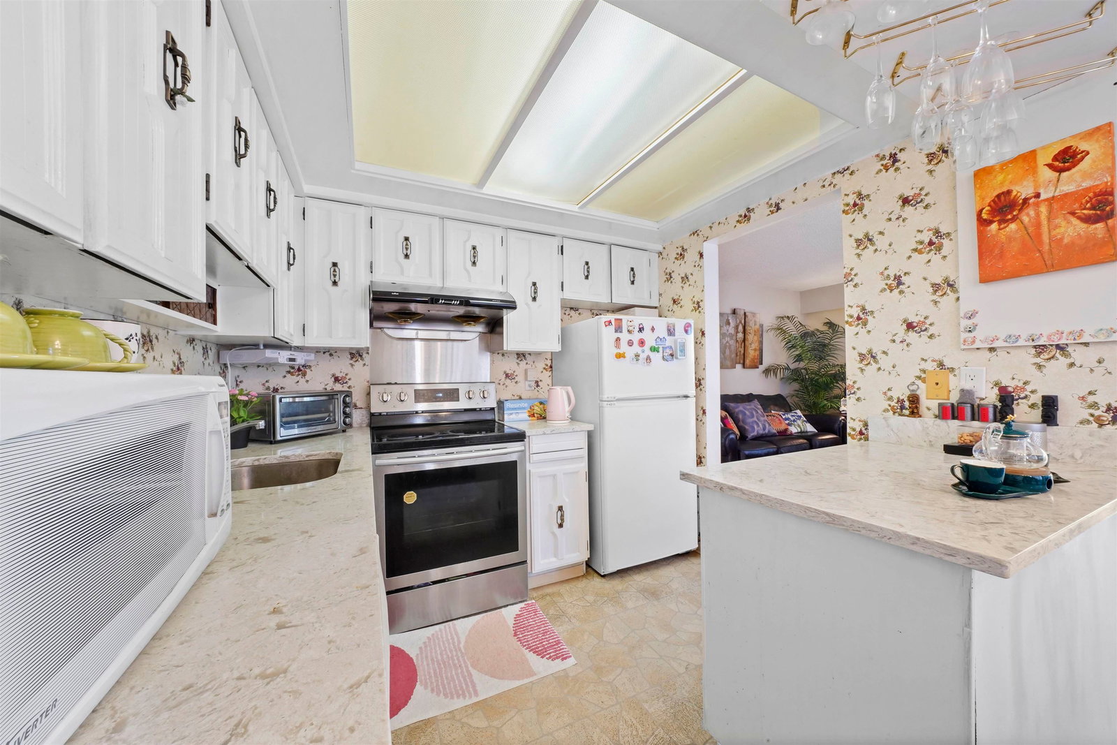Listing Image 12