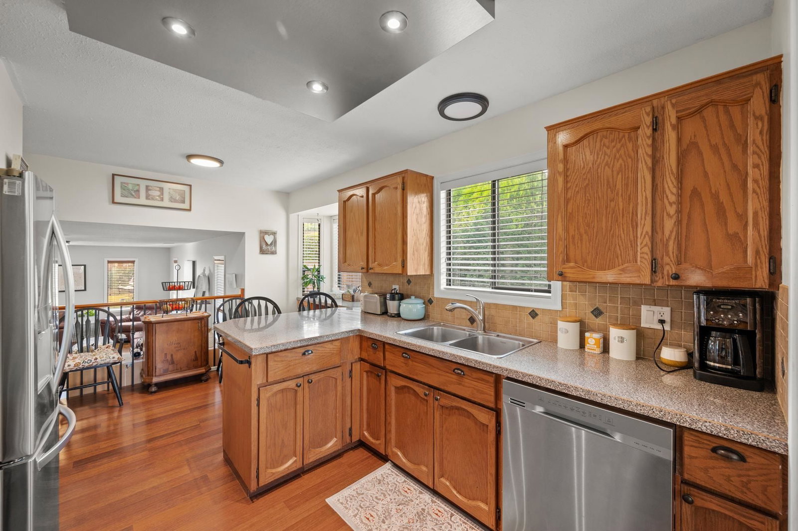 Listing Image 13