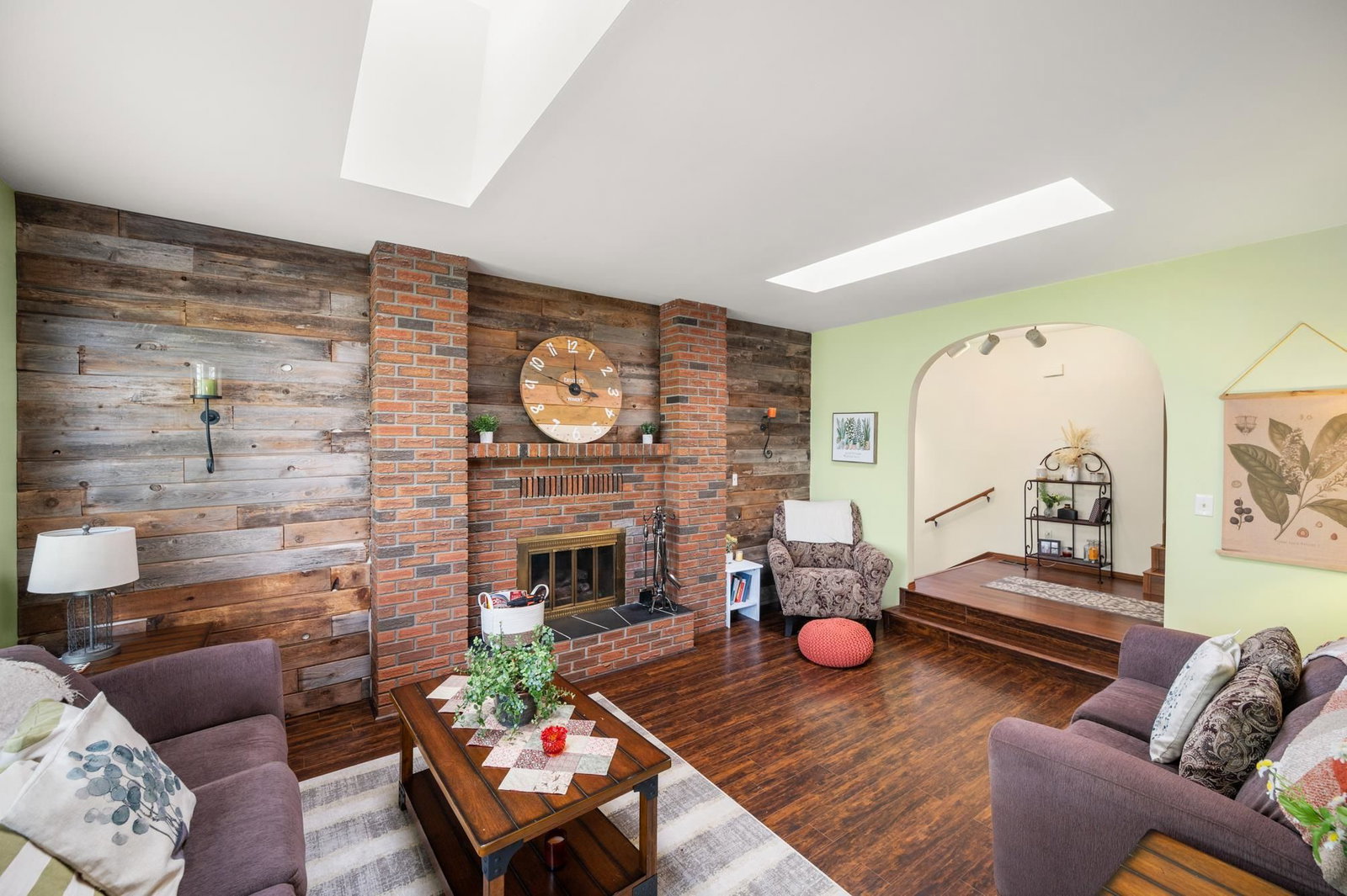Listing Image 15