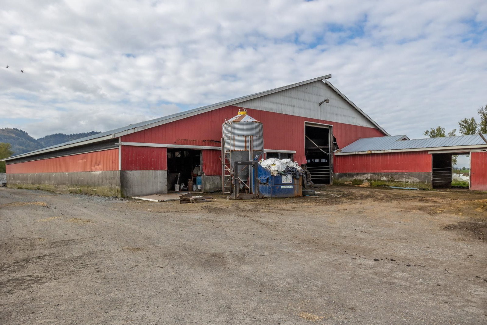 Listing Image 16