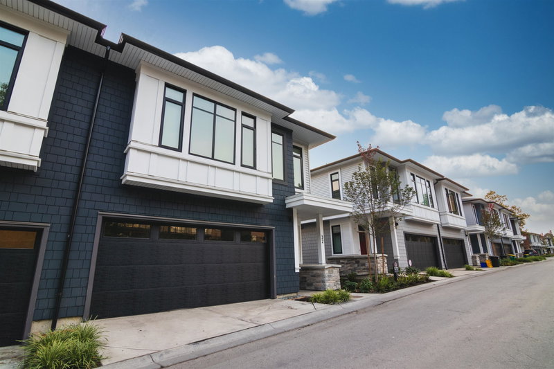 32 - 15255 Sitka Drive, Surrey, V3S 0B1 | Image 2