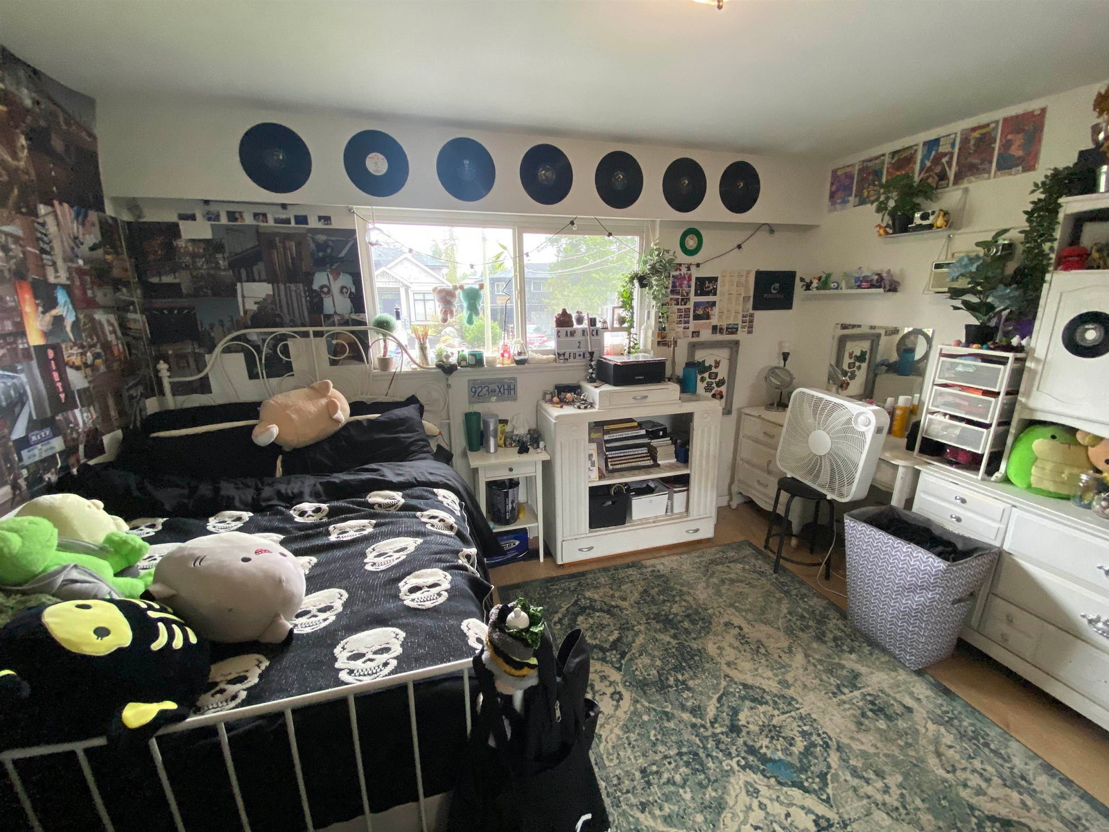Listing Image 18