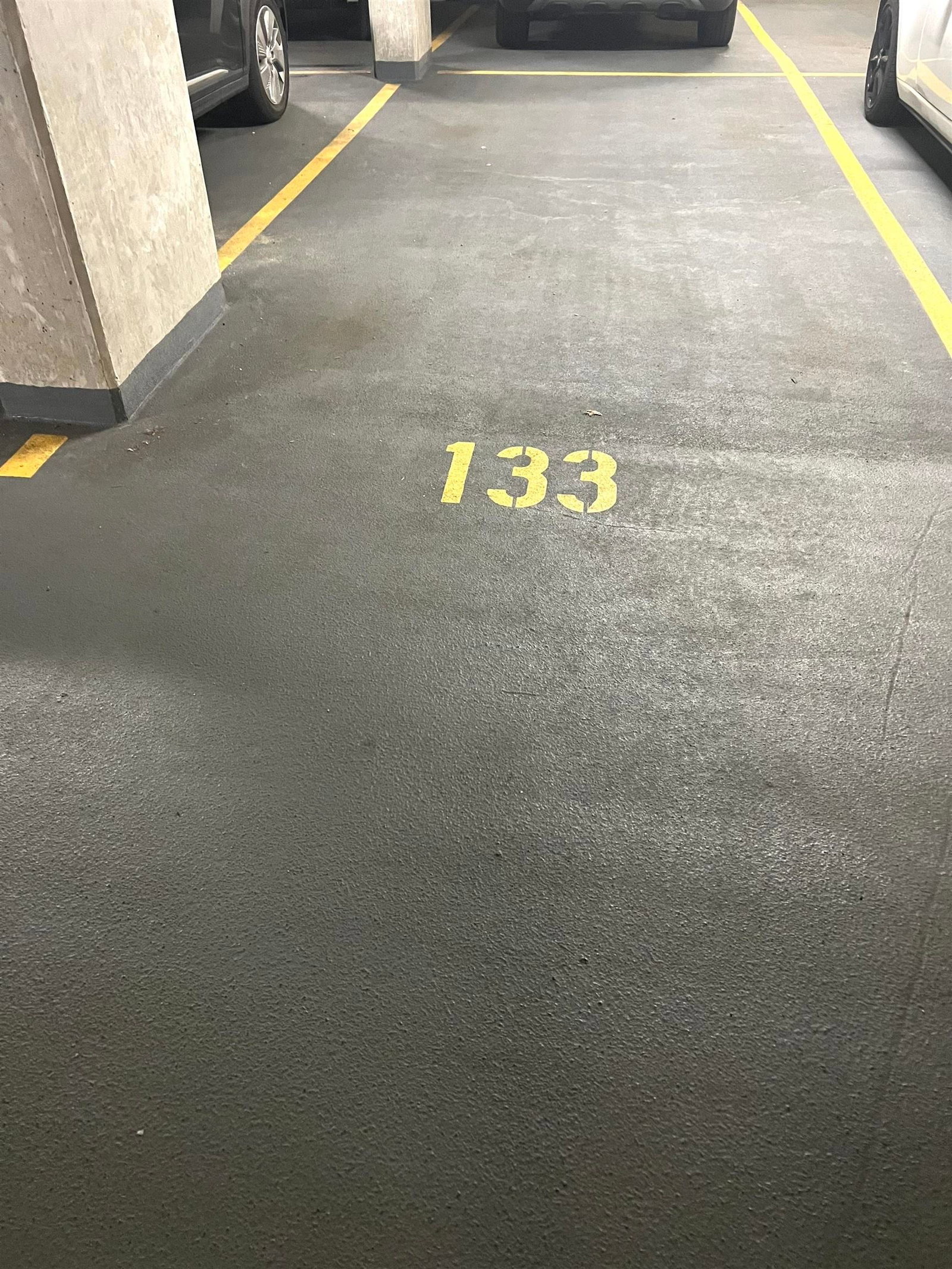 Listing Image 11