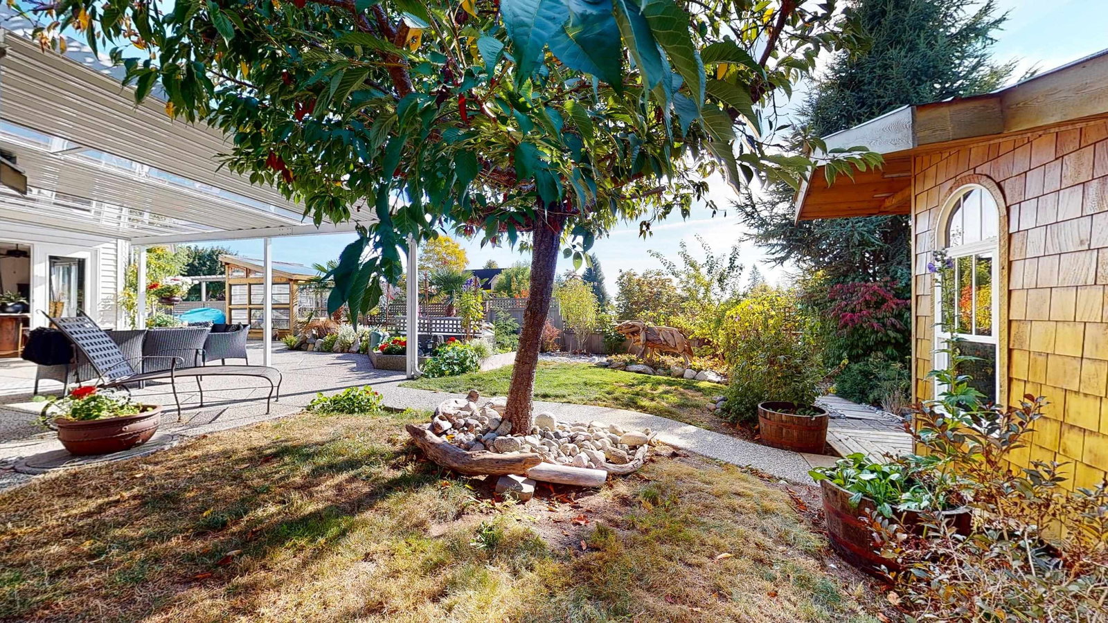 Listing Image 13