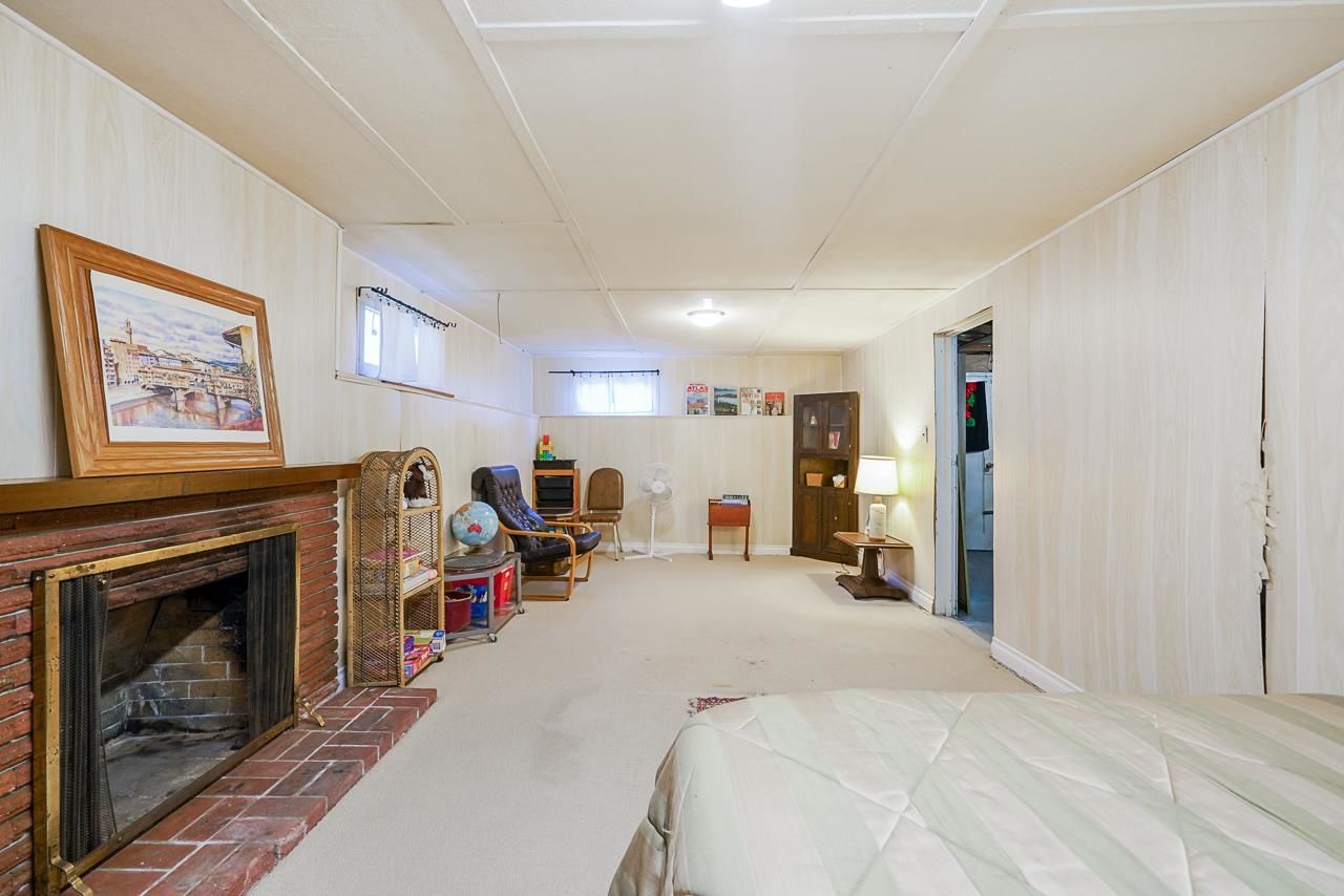 Listing Image 24