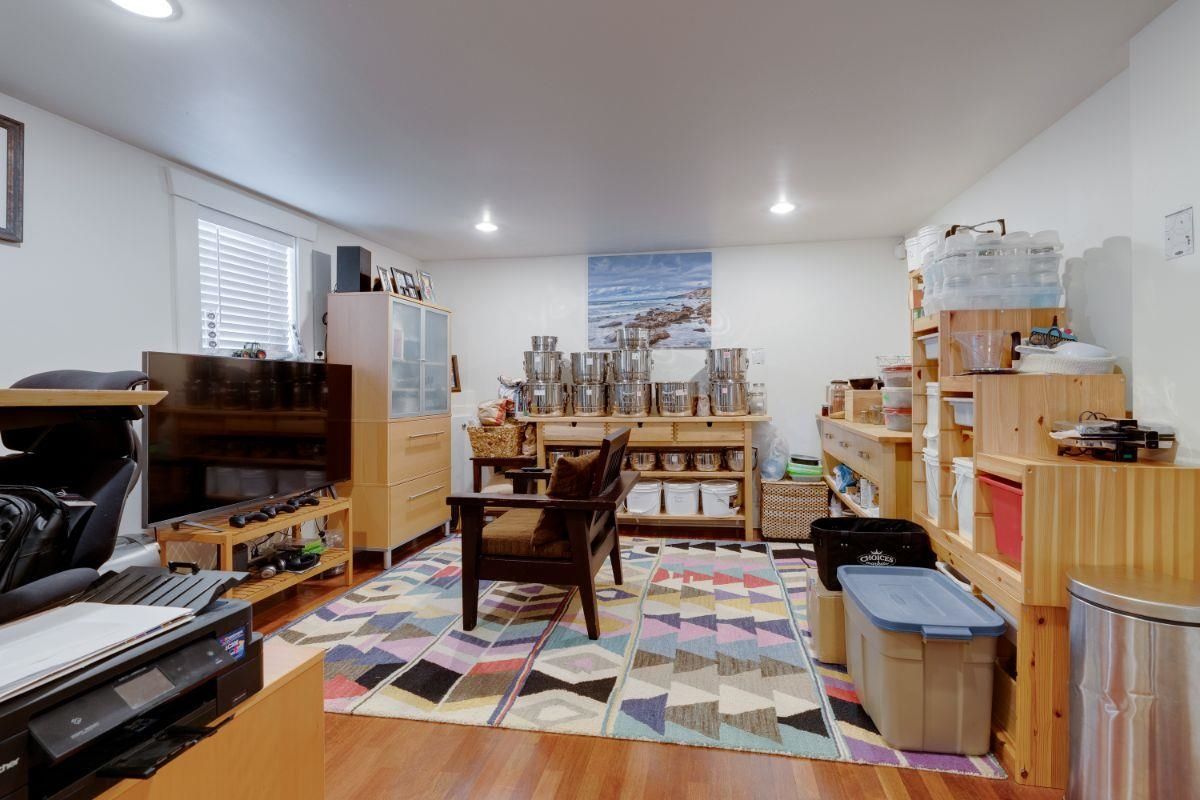 Listing Image 21