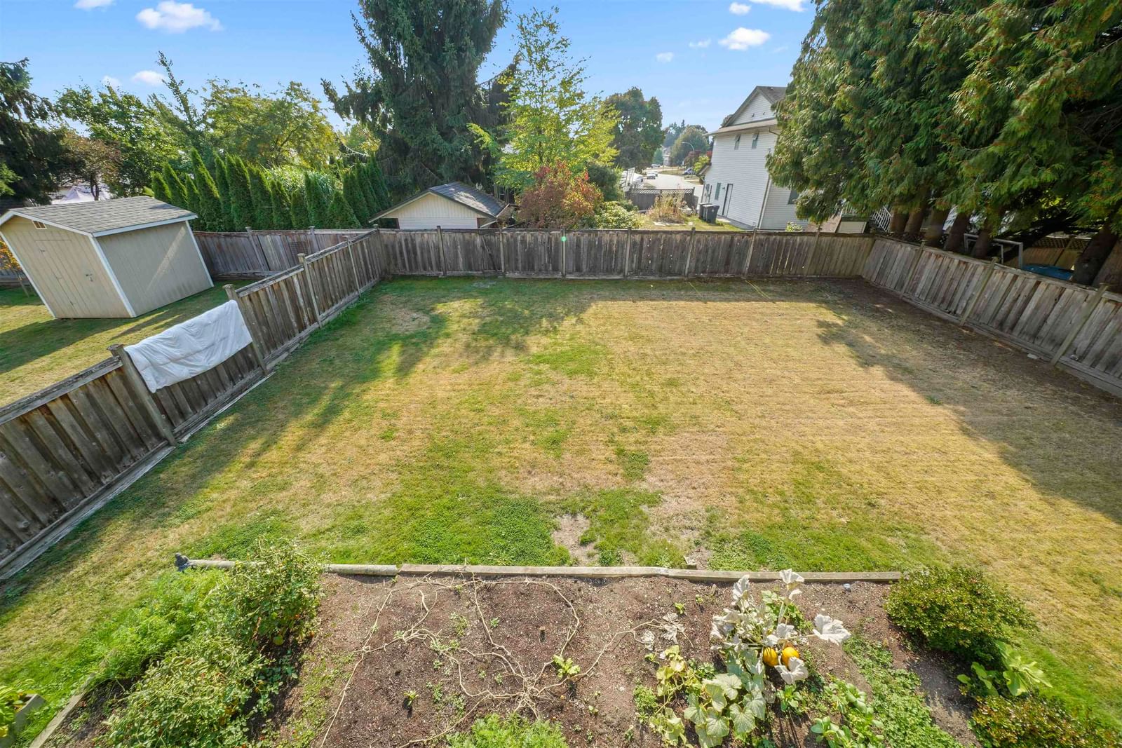 Listing Image 17