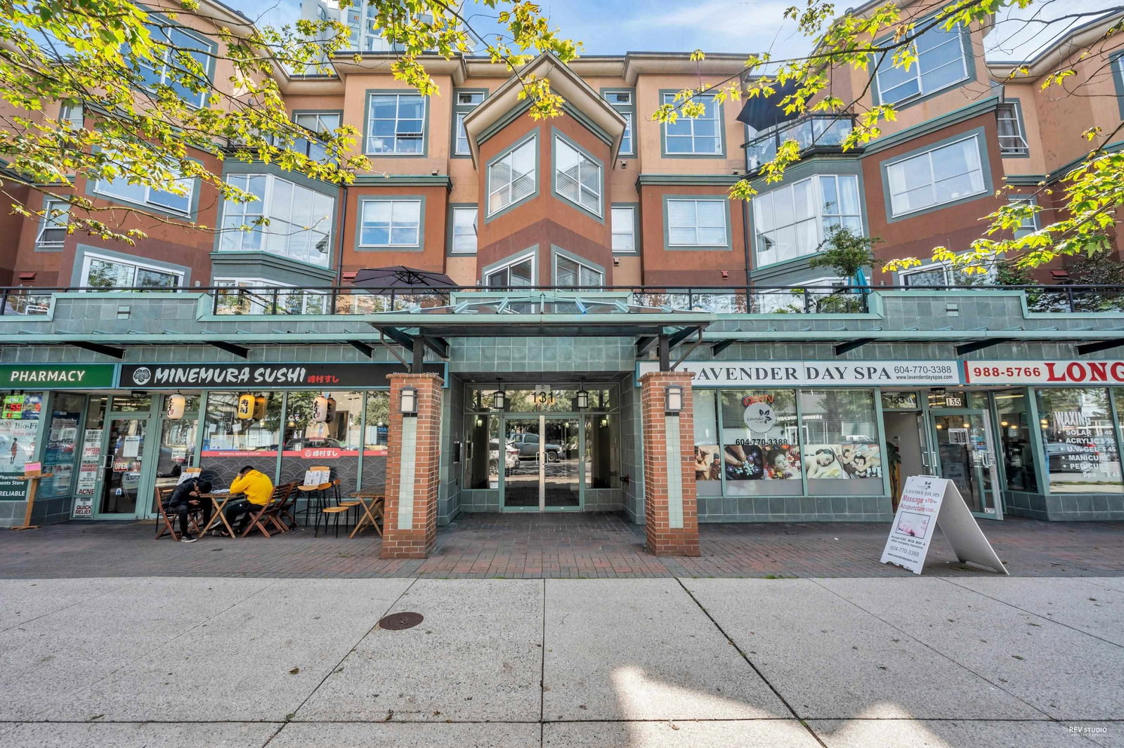 Listing Image 9