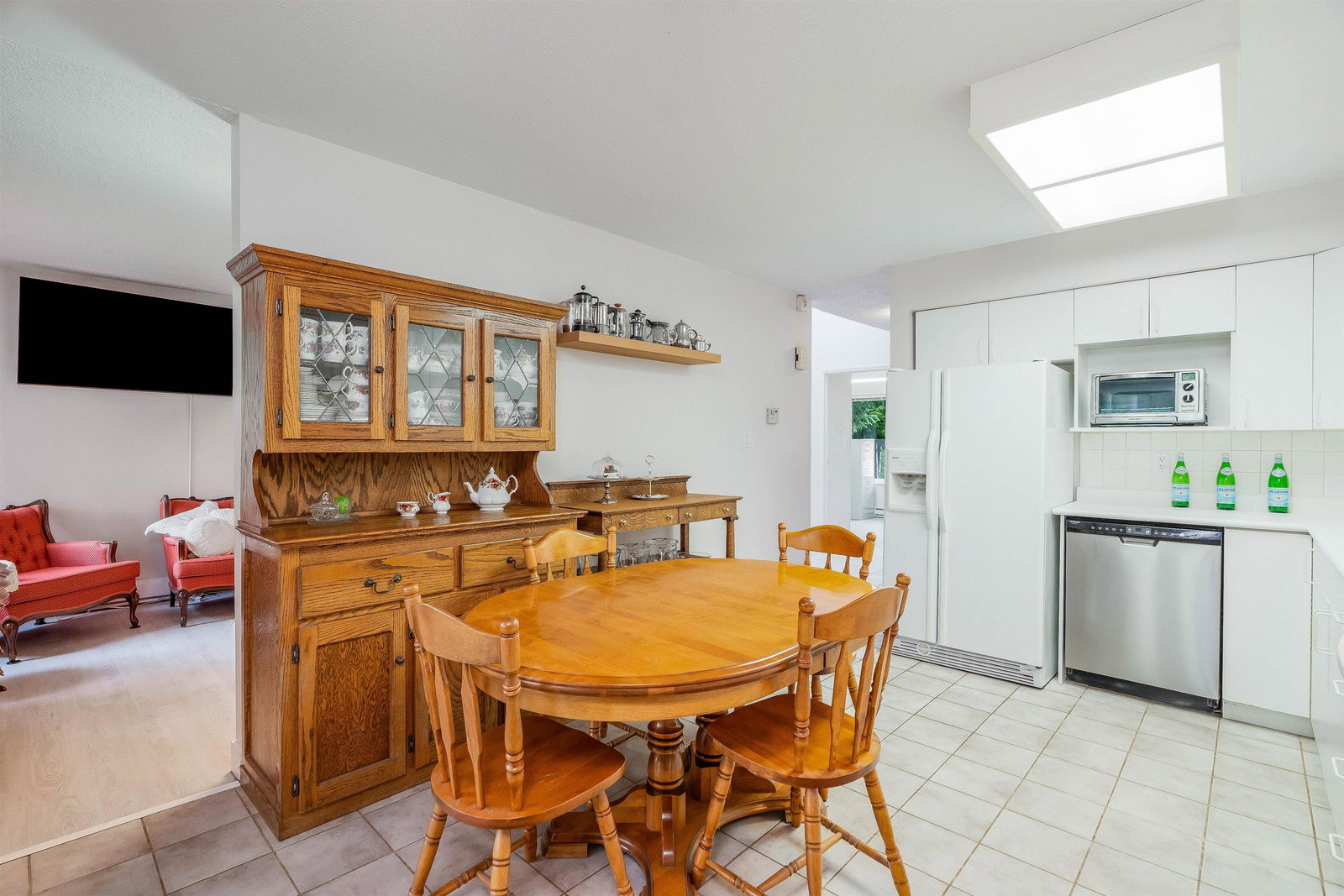 Listing Image 14