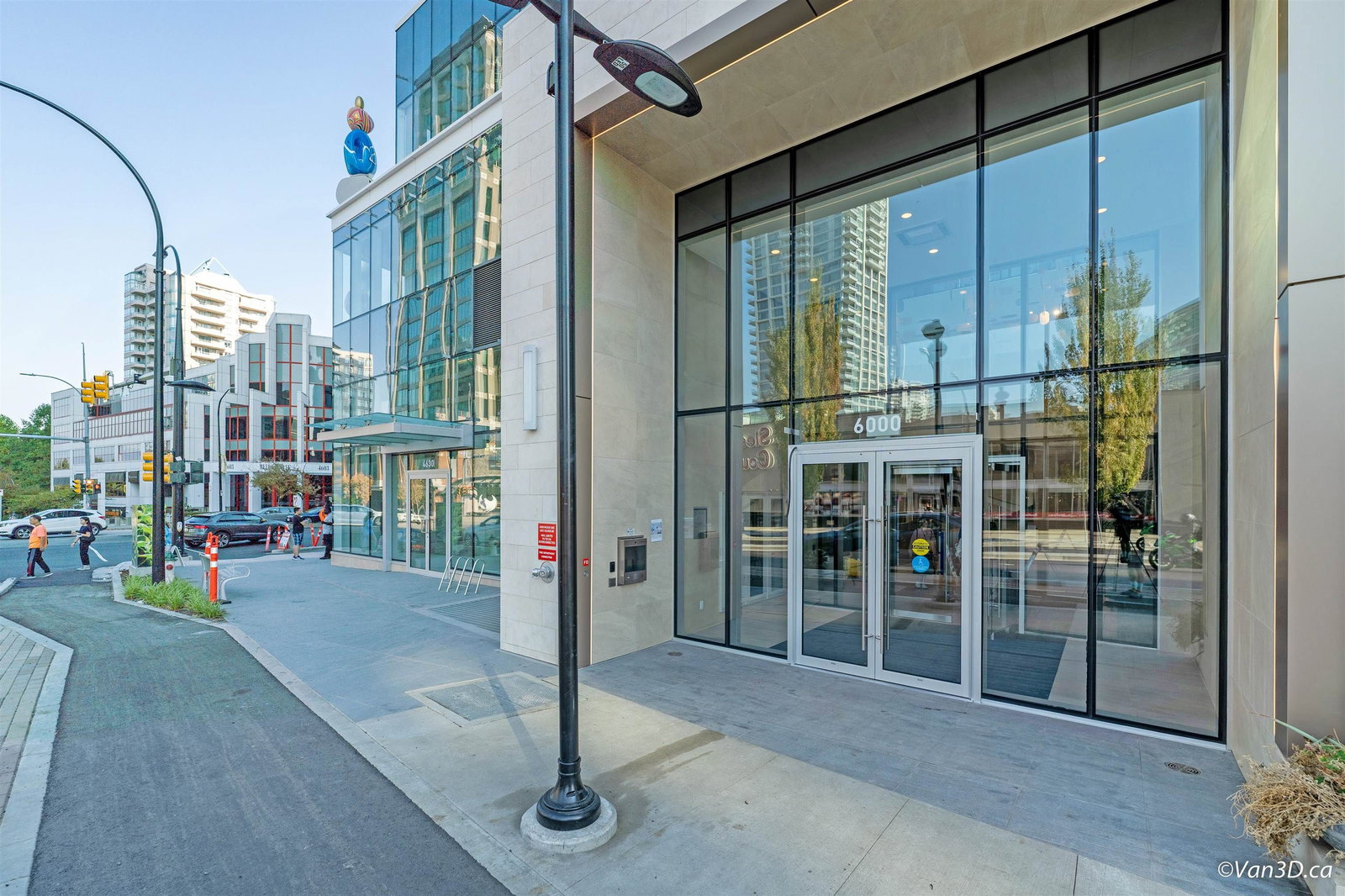 Listing Image 6