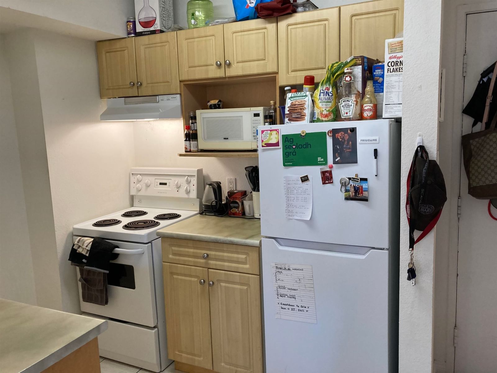 Listing Image 4