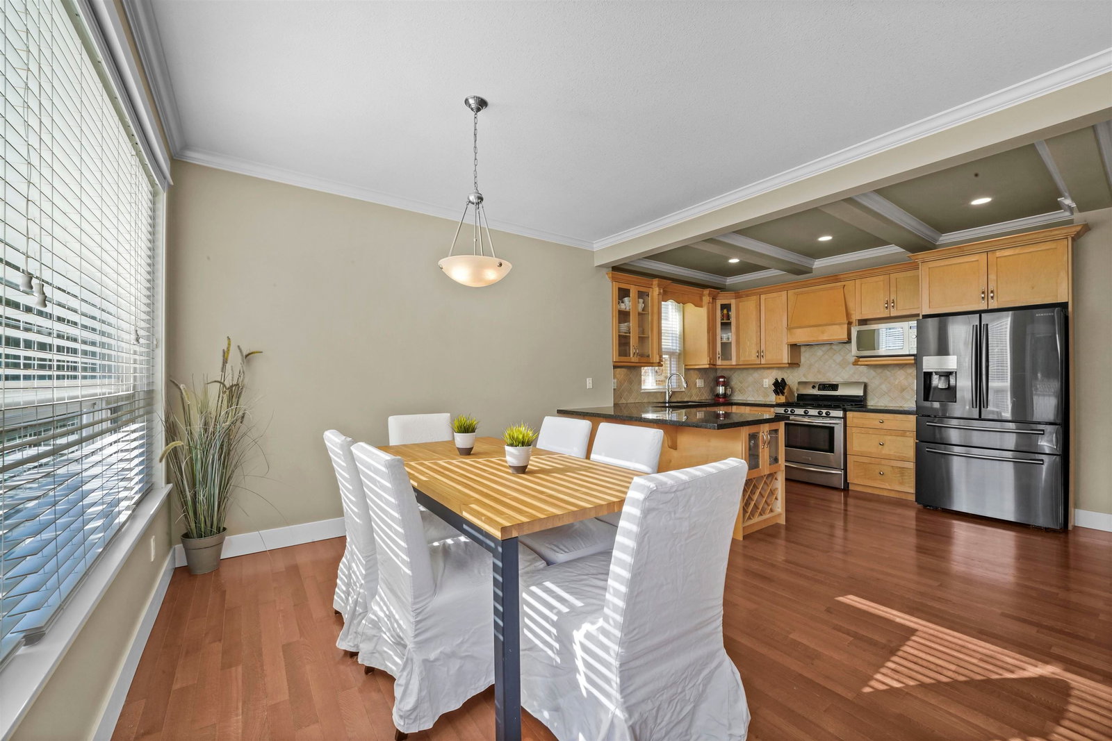 Listing Image 13