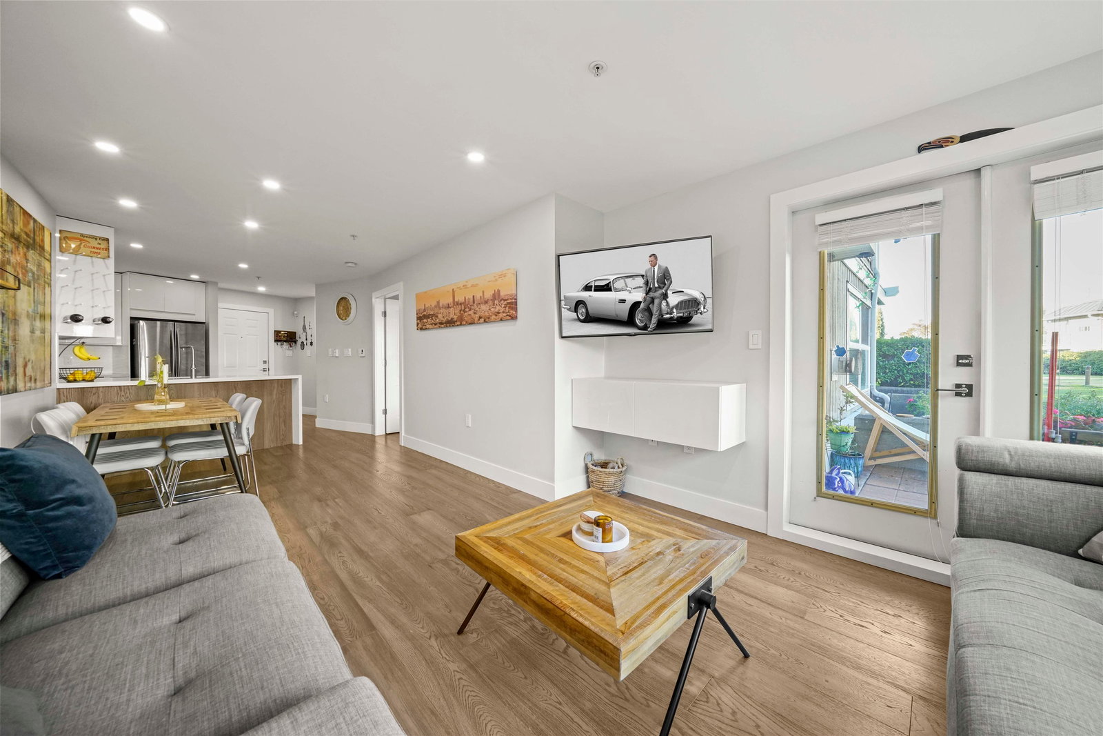 Listing Image 13