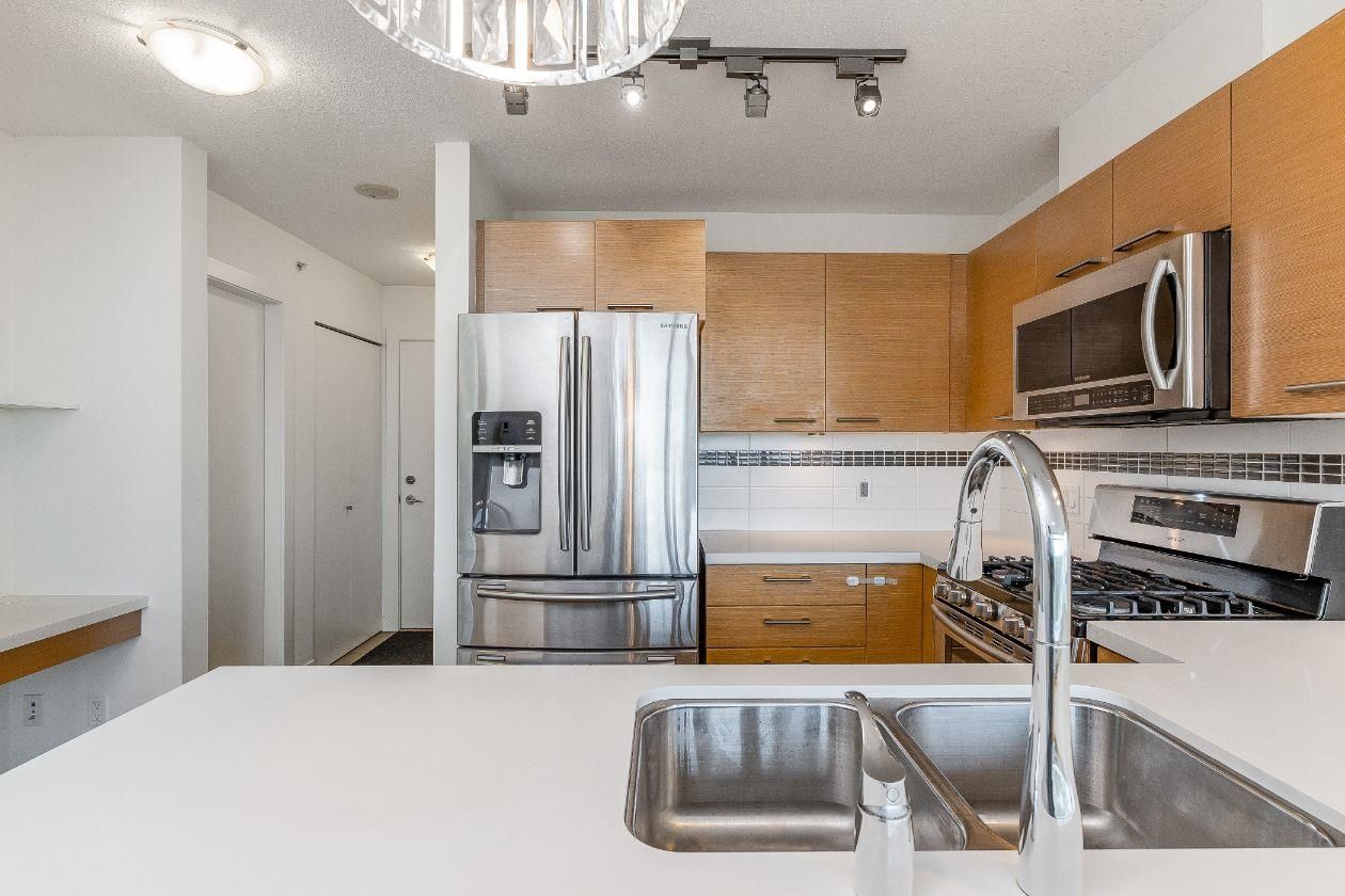 Listing Image 18